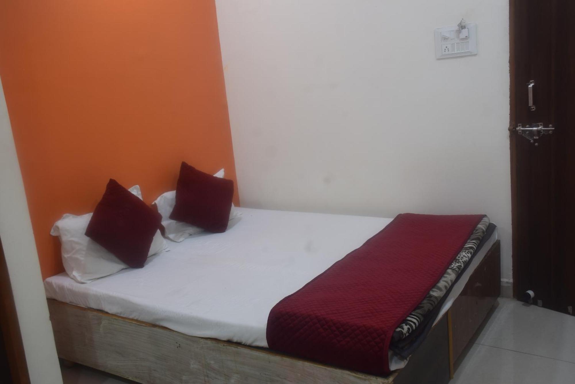 Hotel Thakur Ji Bhopal Buitenkant foto