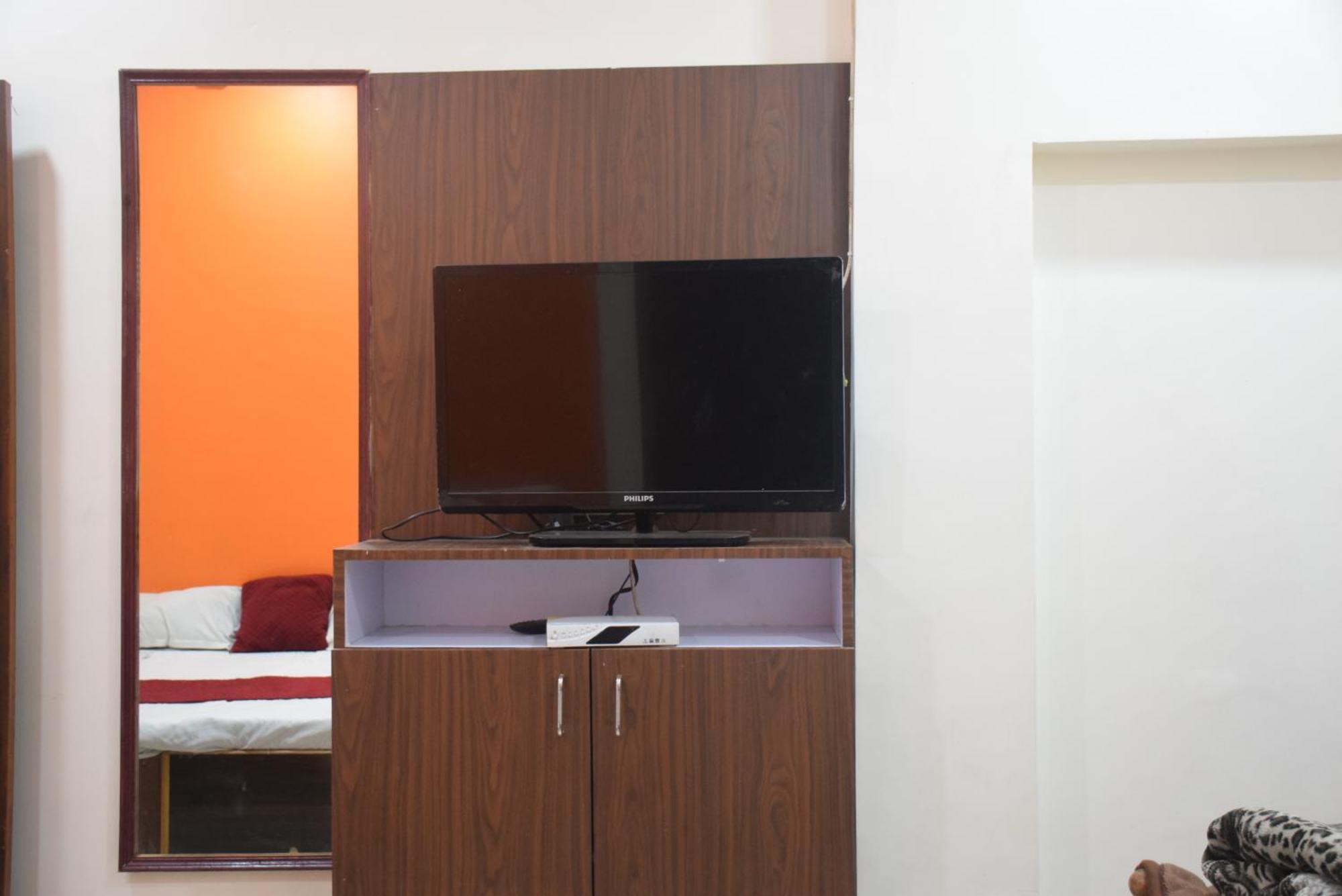 Hotel Thakur Ji Bhopal Buitenkant foto