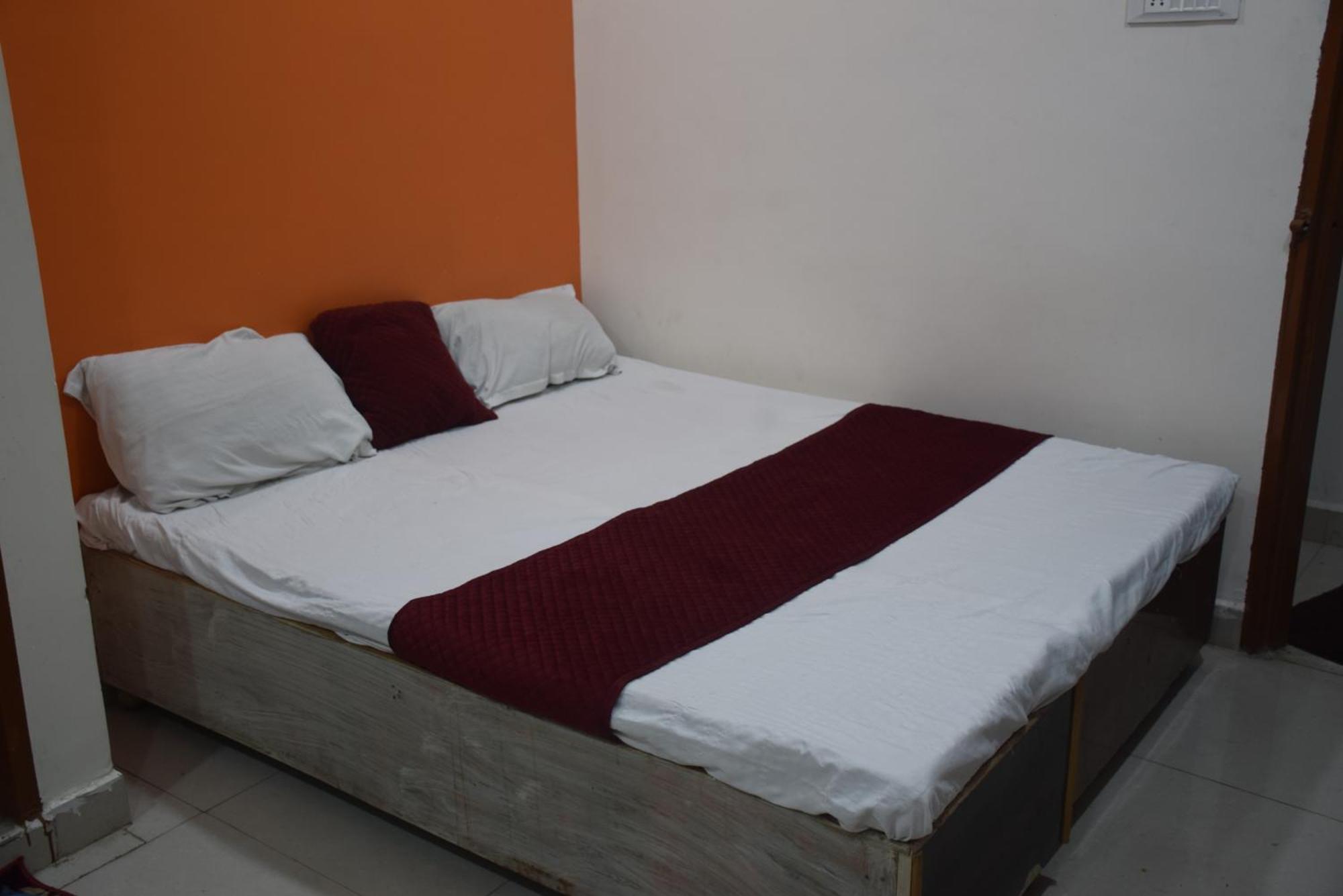 Hotel Thakur Ji Bhopal Buitenkant foto