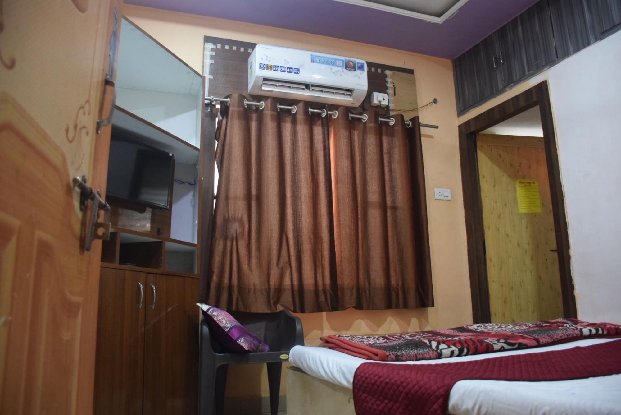 Hotel Thakur Ji Bhopal Buitenkant foto