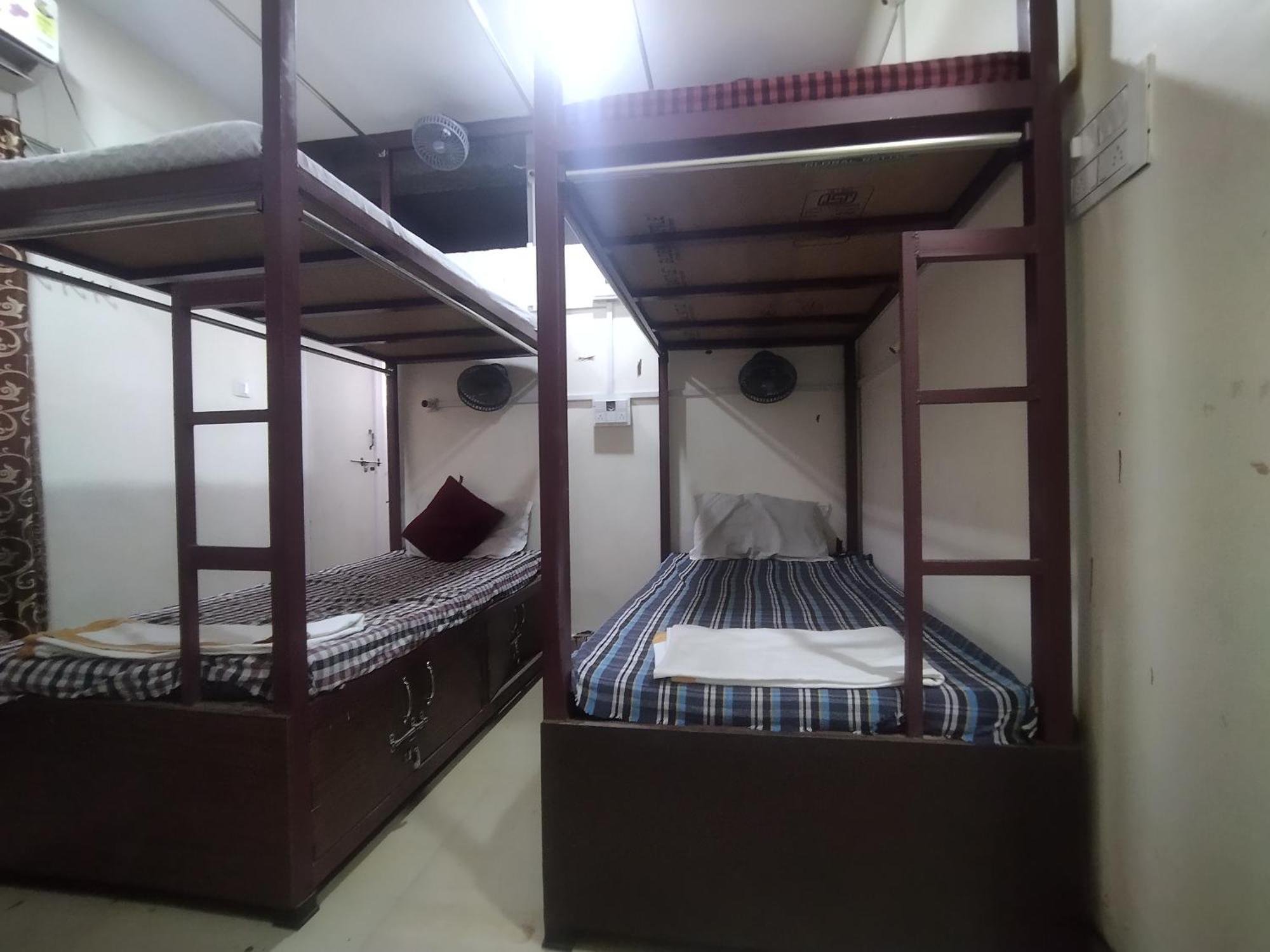 Hotel Thakur Ji Bhopal Buitenkant foto