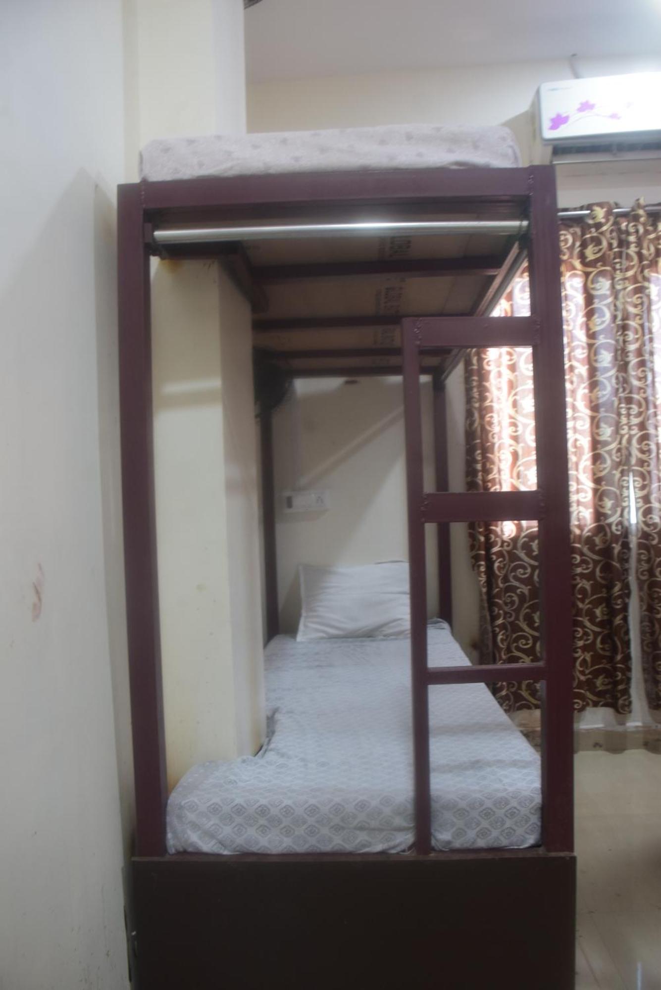 Hotel Thakur Ji Bhopal Buitenkant foto