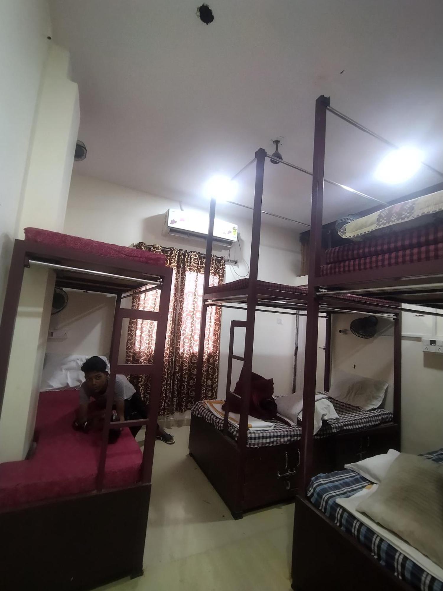 Hotel Thakur Ji Bhopal Buitenkant foto
