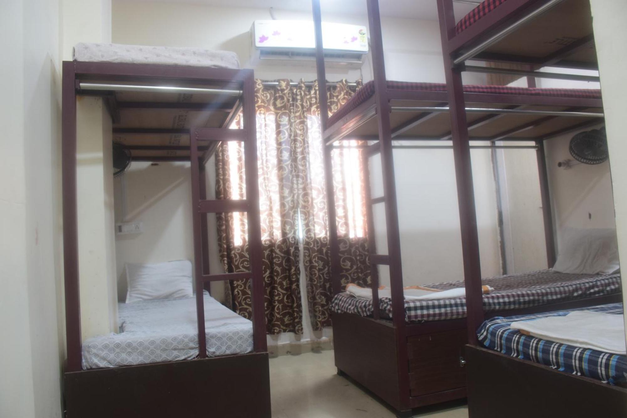 Hotel Thakur Ji Bhopal Buitenkant foto