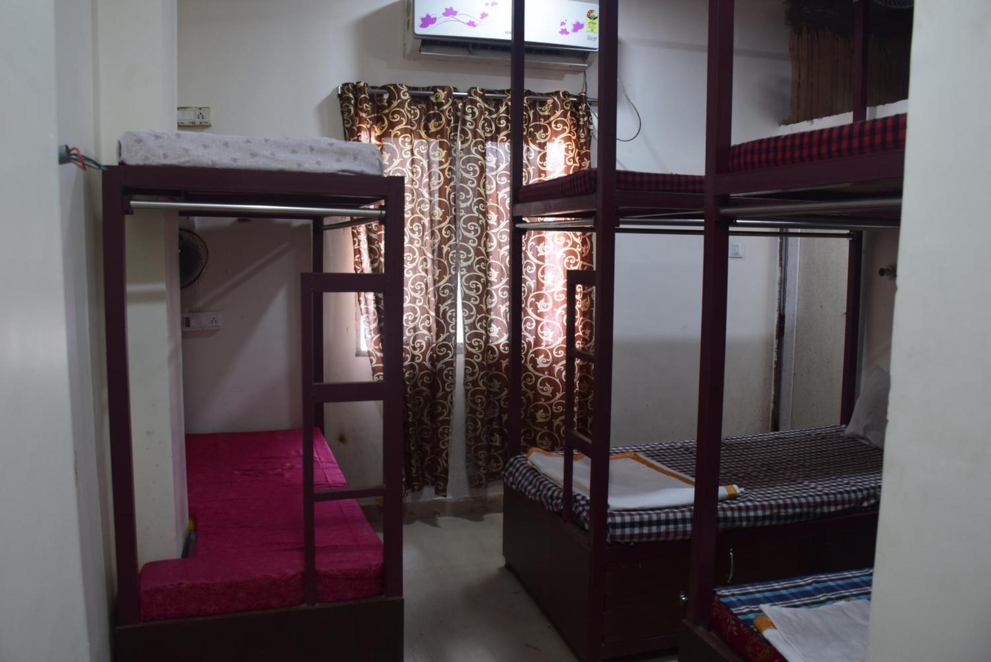Hotel Thakur Ji Bhopal Buitenkant foto